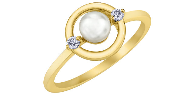 Cultured Pearl & Diamond Ring 10 Karat Gold - Maple Leaf Canadian Diamonds