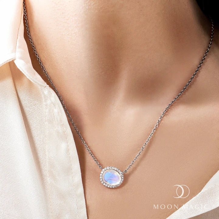 MoonMagic 925 Moonstone Necklace - Spirit Keeper