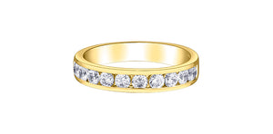 Ladies 14 Karat Yellow Gold Diamond Band (0.33TDW)